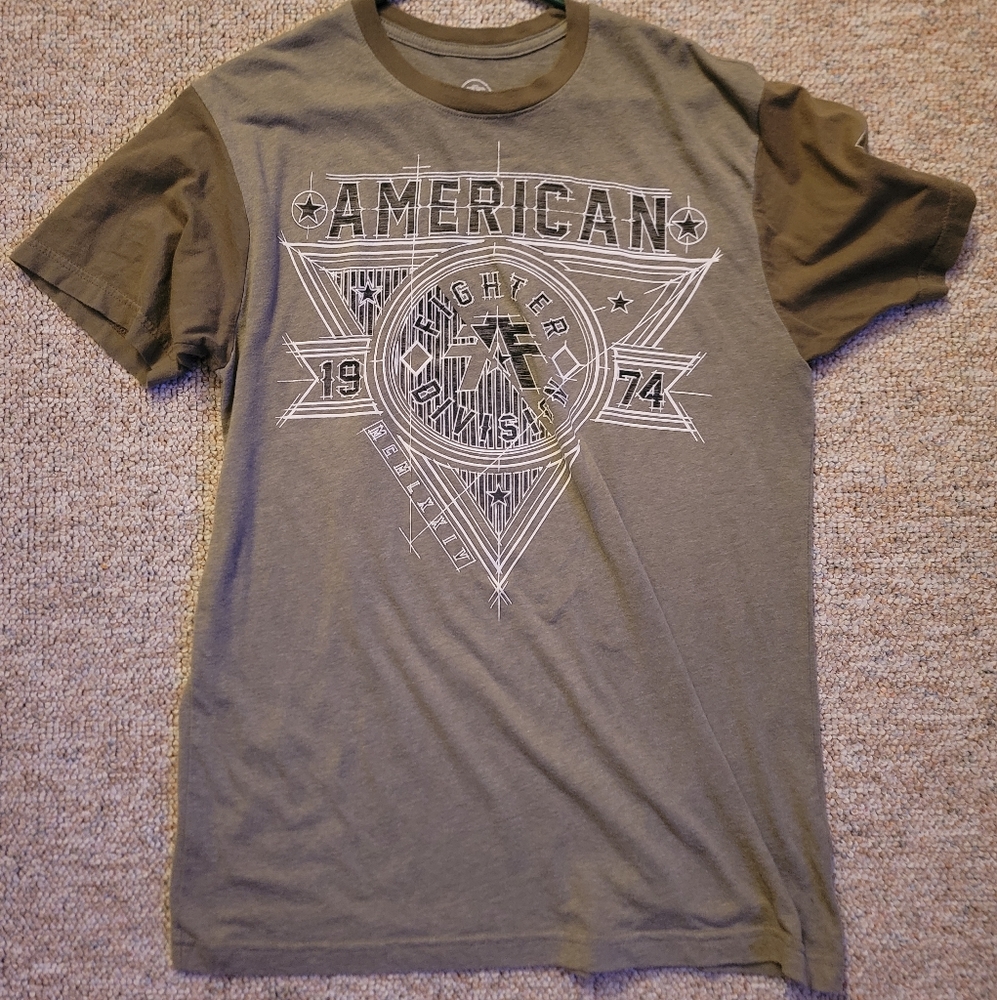 American Fighter lightly used tee shirt size extra large